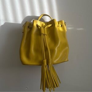 Tusk yellow Drawstring Tassel Bucket Bag - Women